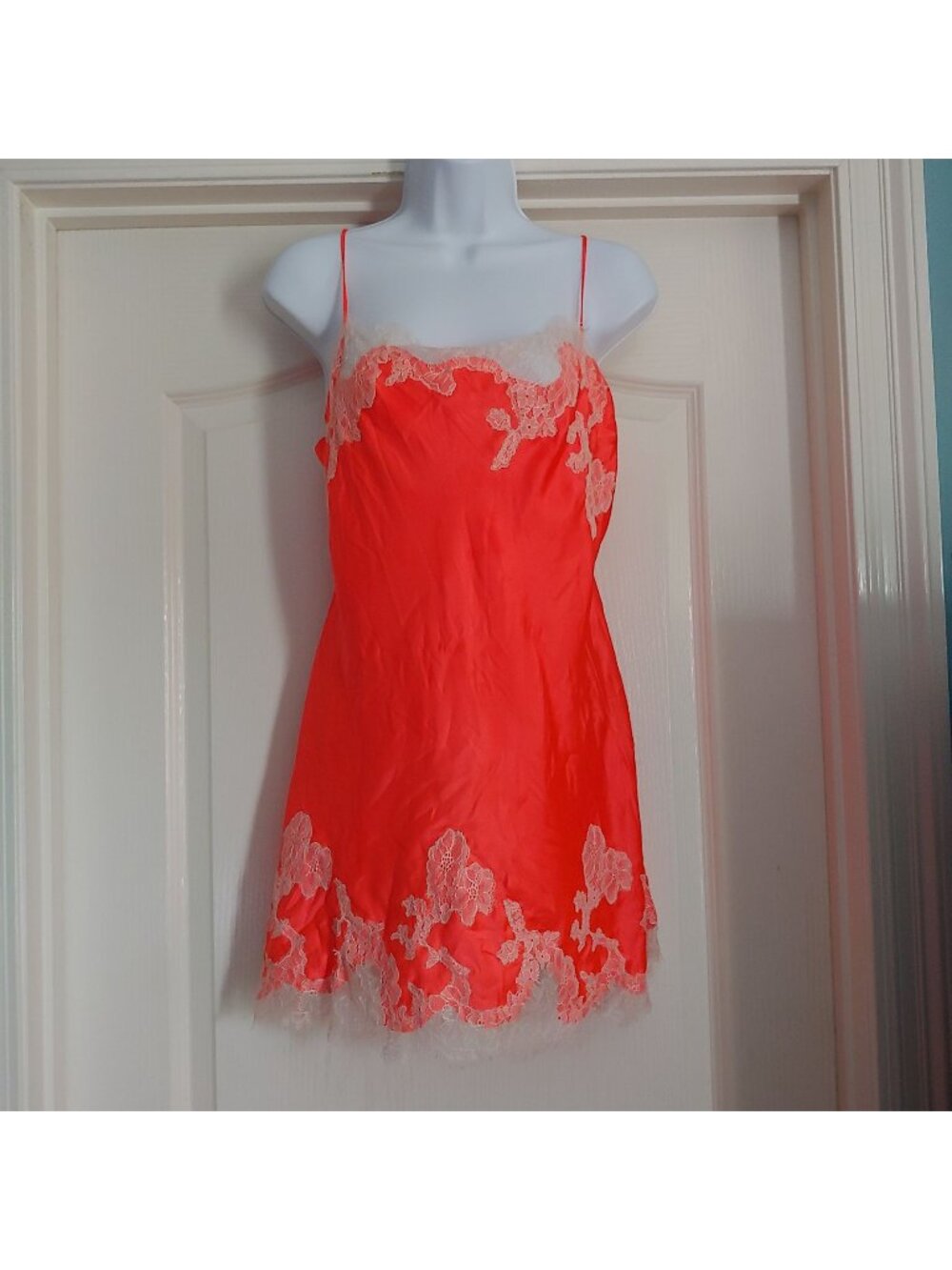 Victoria's Secret Slip Dress Flirty Lace Chemise Nightgown Y2K Coquette M